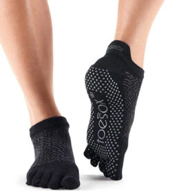 Toesox Low Rise Full-Toe Yoga Grip Socks -Hot Sale Everyday Yoga Store 1739983028259 onyx 1a