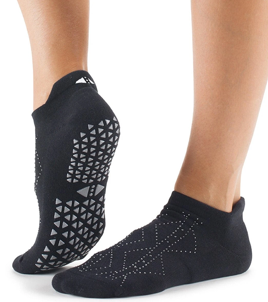 Tavi Savvy Barre Grip Socks Starburst Ebony 1 Tavi Savvy Barre Grip Socks Starburst Ebony
