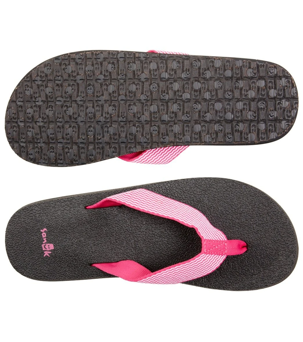 Sanuk Women's Yoga Mat Webbing Flip Flop Fuchsia/White 3 Sanuk Women's Yoga Mat Webbing Flip Flop Fuchsia/White - Image 3