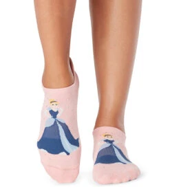 Tavi Savvy Grip Socks To The Ball