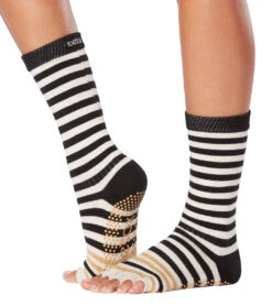 Toesox Crew Half Toe Grip Socks Modernism