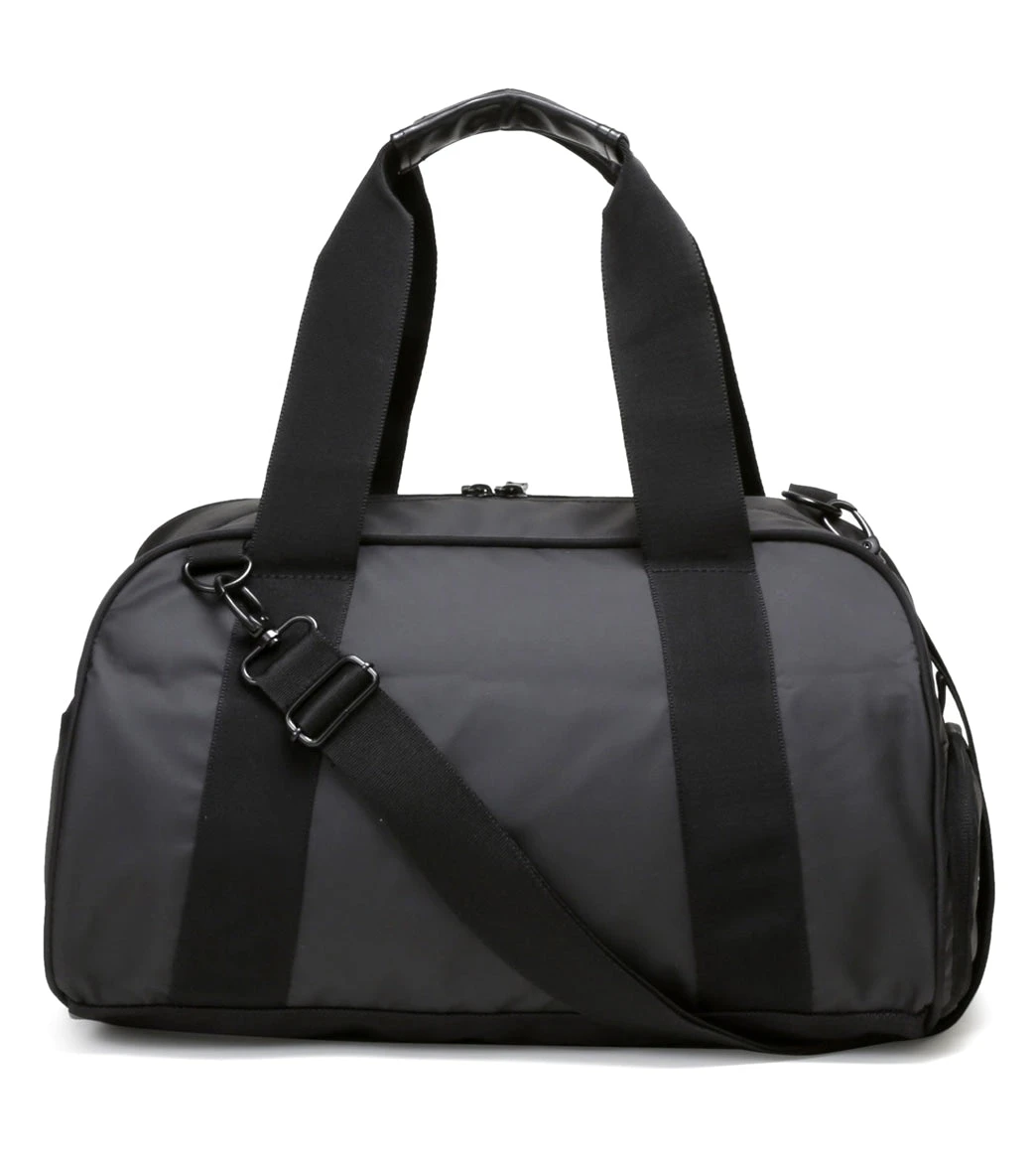 Vooray Burner Gym Duffel Matte Black 1 Vooray Burner Gym Duffel Matte Black