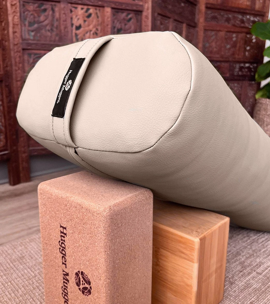 Hugger Mugger EZ Clean Standard Bolster 5 Hugger Mugger EZ Clean Standard Bolster - Image 5